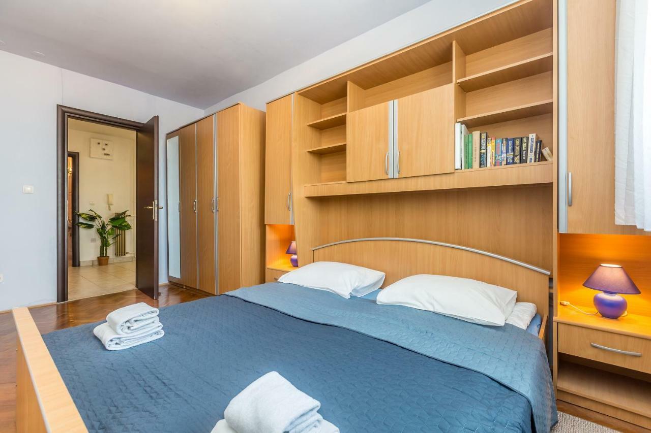 Apartment Lucky 1 Rijeka Exteriör bild